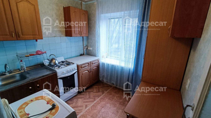 2-комн квартира ул. 64-й Армии,  д.121