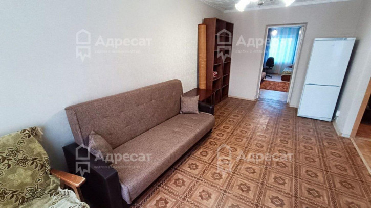 2-комн квартира ул. 64-й Армии,  д.121