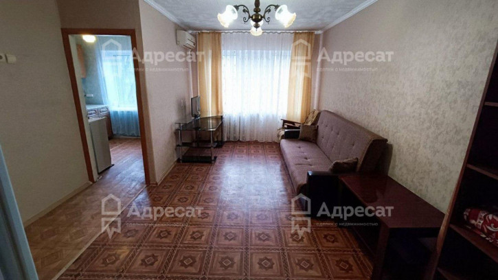 2-комн квартира ул. 64-й Армии,  д.121