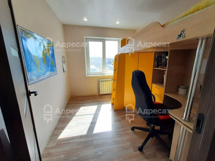 4-комн квартира ул. Королева,  д.3