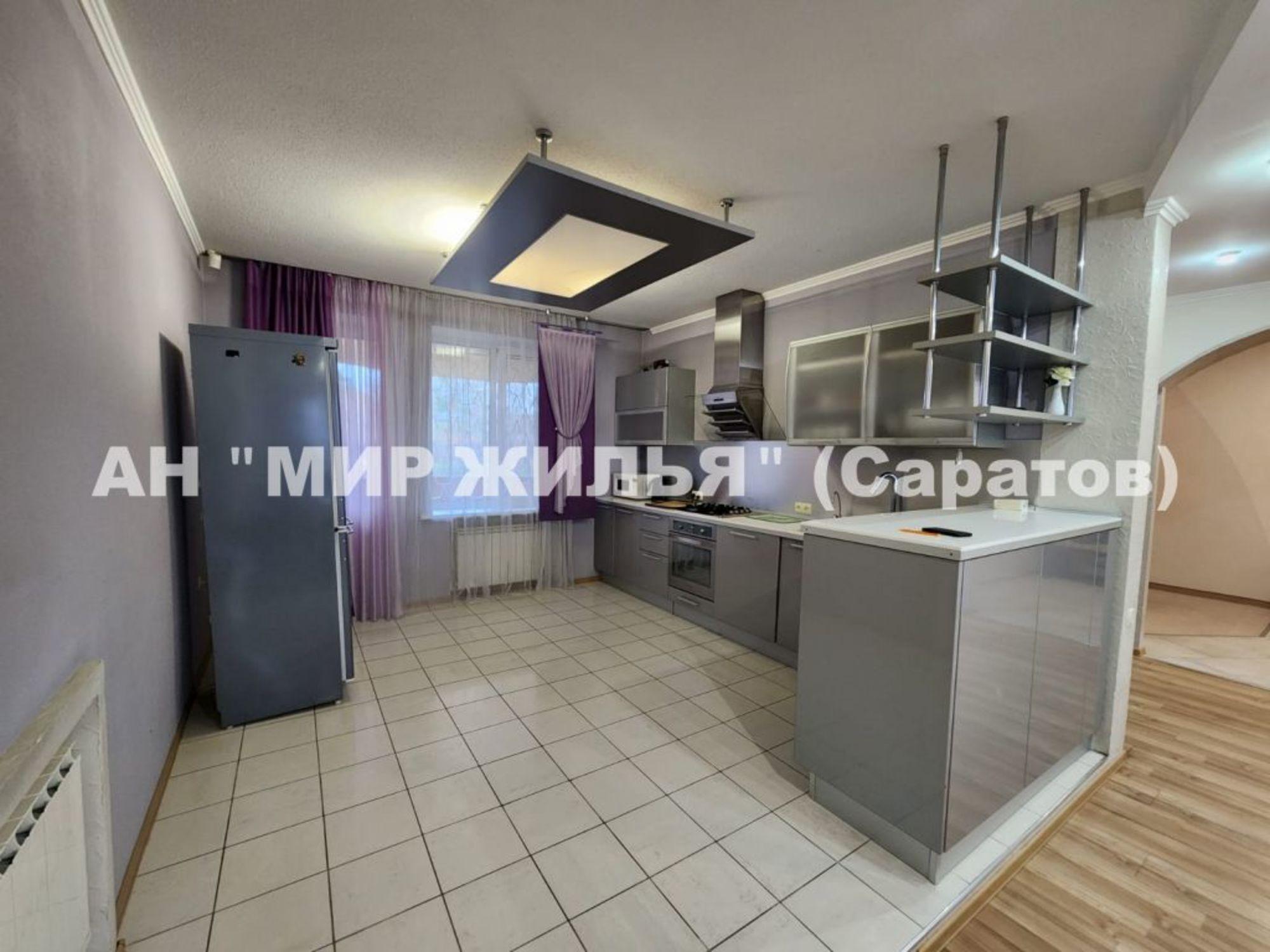 Сдать дачу, дом, коттедж за 150 000 рублей на Крайняя ул