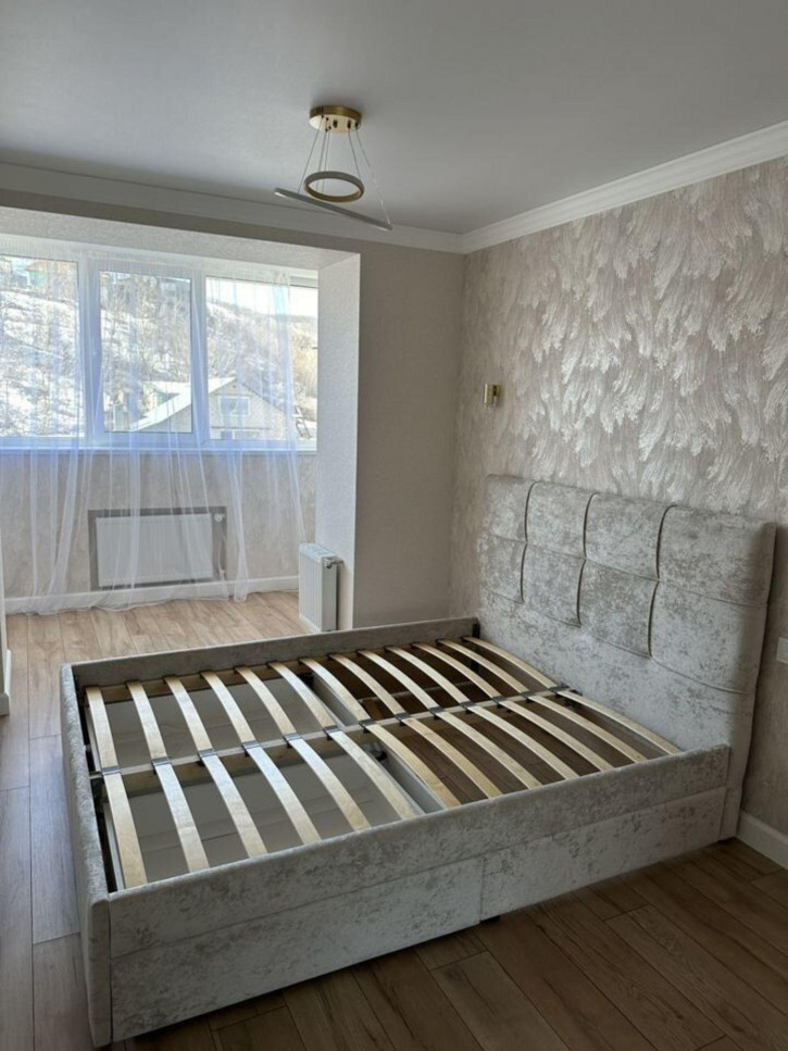 2-комн квартира Суворова ул, 15