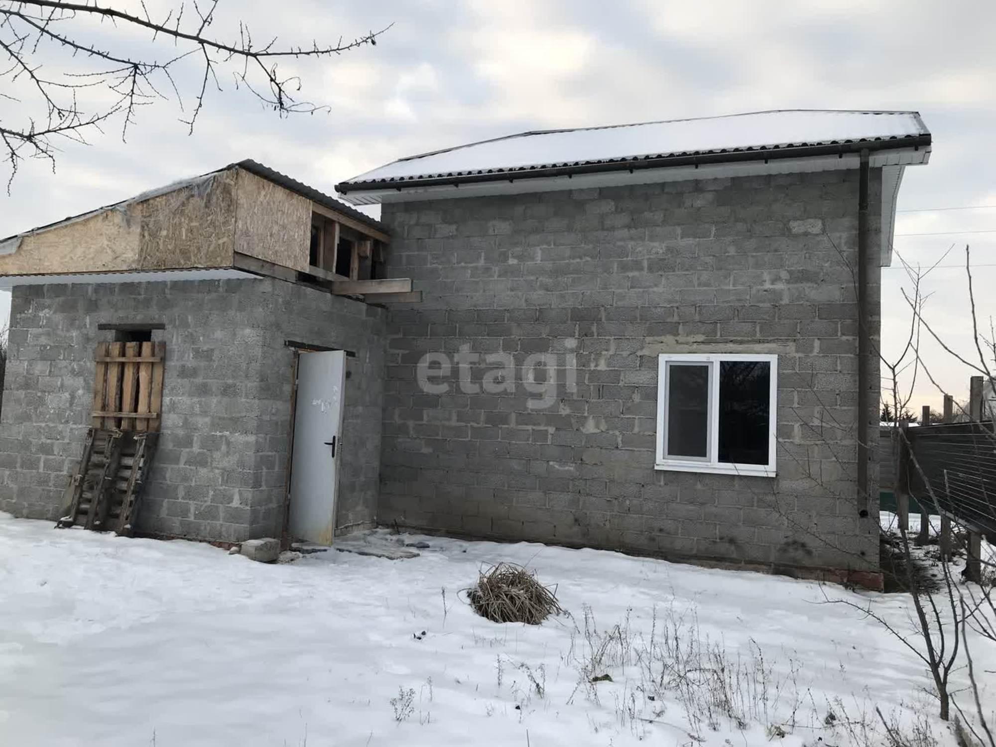 Купить дачу, дом, коттедж за 2 400 000 рублей