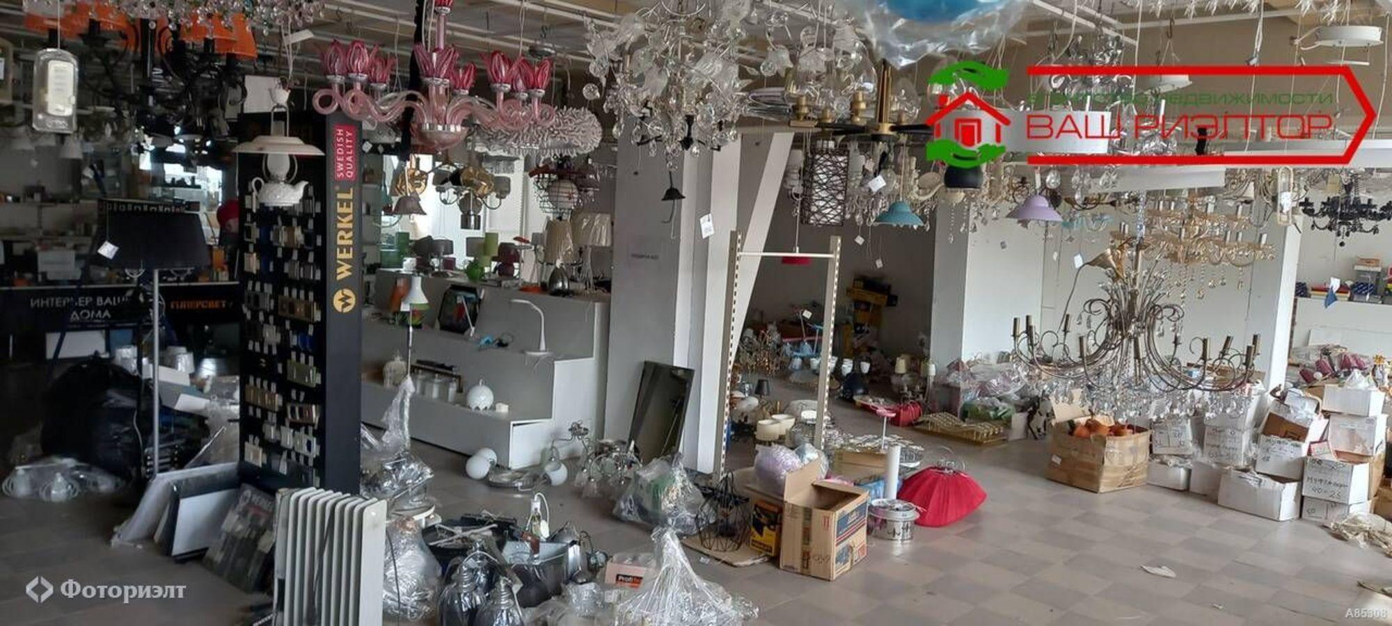 Сдать торговое помещение за 175 000 рублей на Рахова В.Г. ул, 181