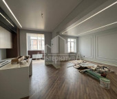 2-комн, 101кв м, этаж 8/14 Победы пр-т.