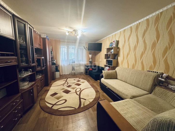 2-комн квартира Брянская улица