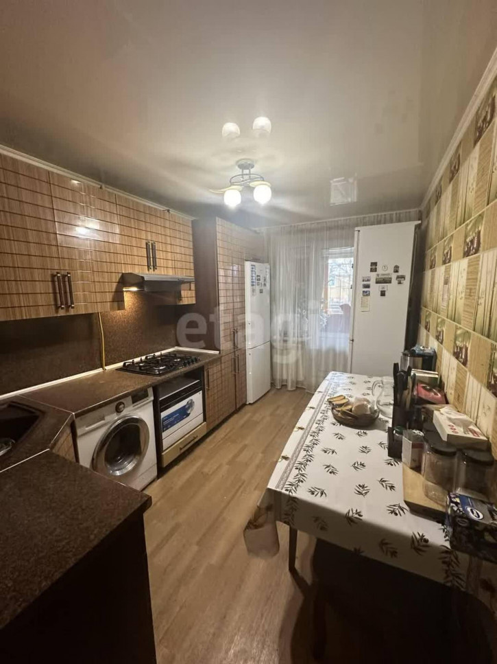 2-комн квартира Брянская улица