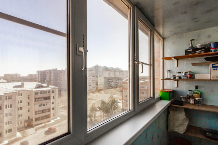 3-комн квартира улица Маршала Конева, 18г