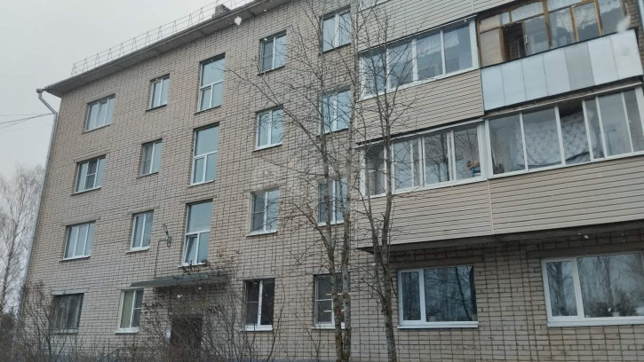 3-комн квартира посёлок Новый Источник, 1