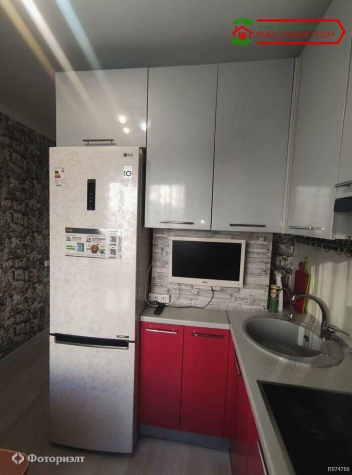 1-комн квартира Романтиков ул, 46Б