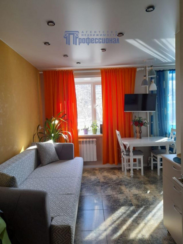2-комн квартира Коли Мяготина улица, 56