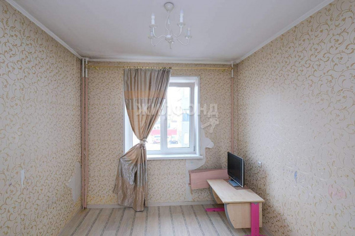 3-комн квартира Есенина улица, д.8/1