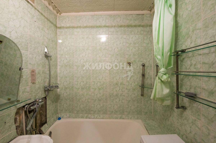 3-комн квартира Есенина улица, д.8/1