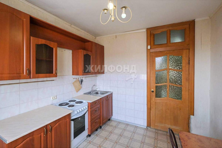 3-комн квартира Есенина улица, д.8/1