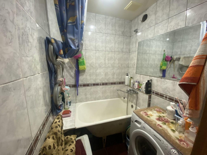 3-комн квартира Юбилейный мкр, 7