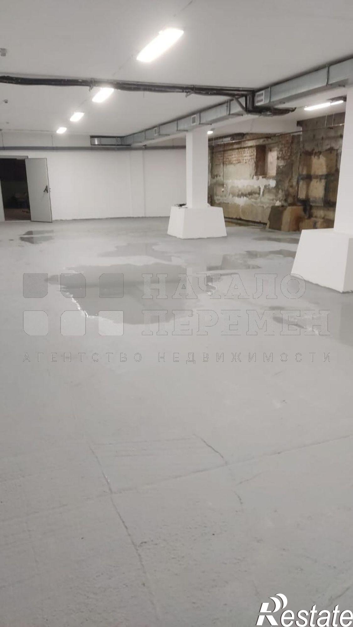 Сдать помещение свободного назначения за 156 400 рублей на Лазурная ул, 4/3