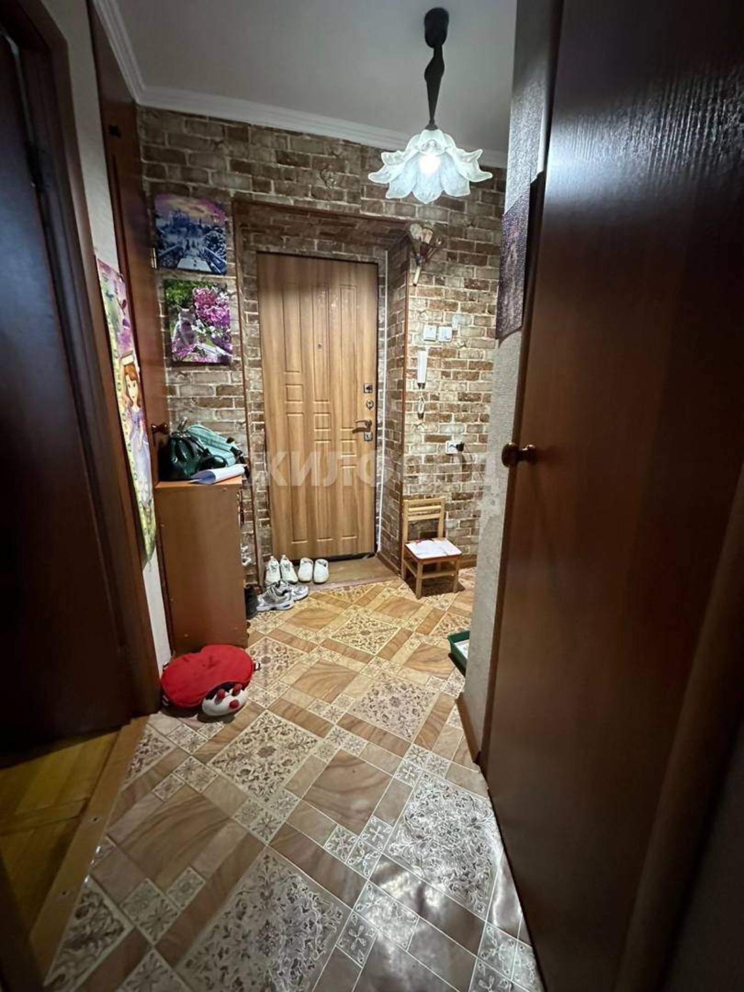 Купить квартиру за 2 800 000 рублей на Калинина улица, д.121/1