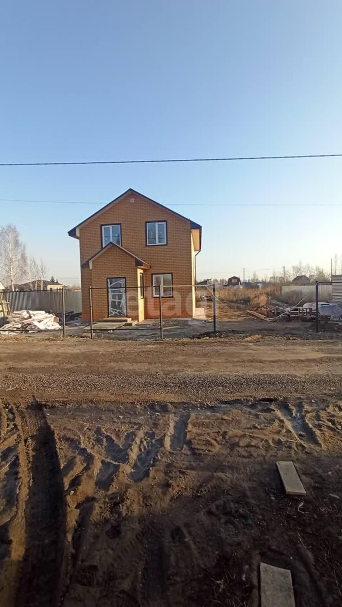 Купить дачу, дом, коттедж за 6 200 000 рублей на Лазурная,