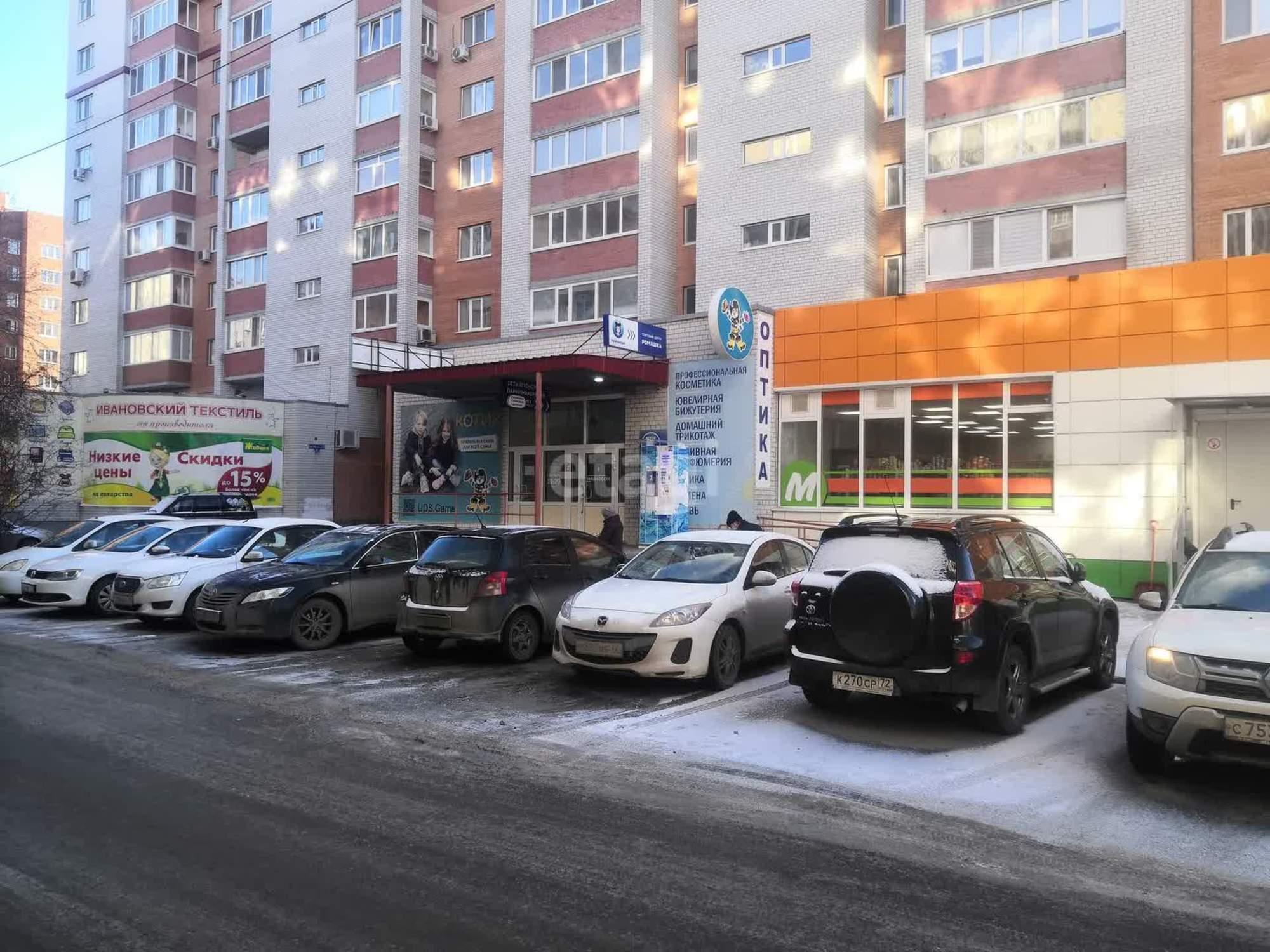 Сдать торговое помещение за 325 000 рублей на Заречный проезд 6к.2