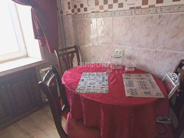 3-комн квартира Бориса Богаткова улица, д.251