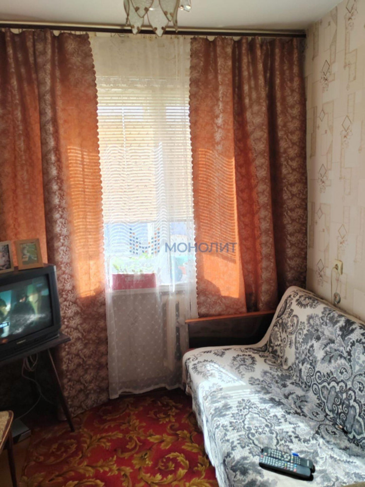 4-комн квартира Угарова ул, 11