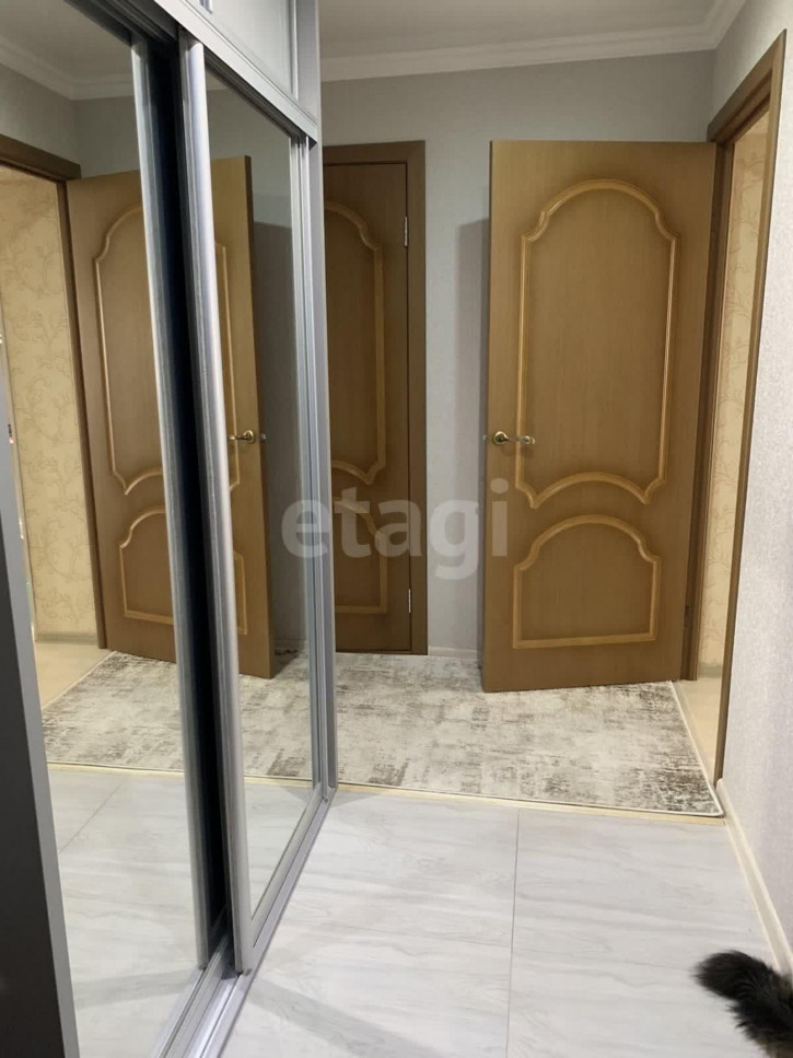 2-комн квартира Эрвье, 28/3