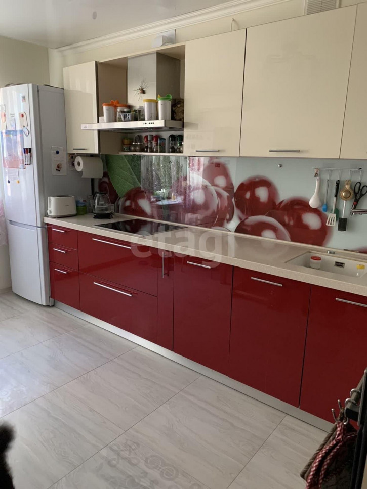 2-комн квартира Эрвье, 28/3