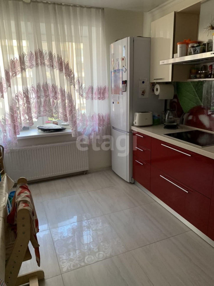 2-комн квартира Эрвье, 28/3