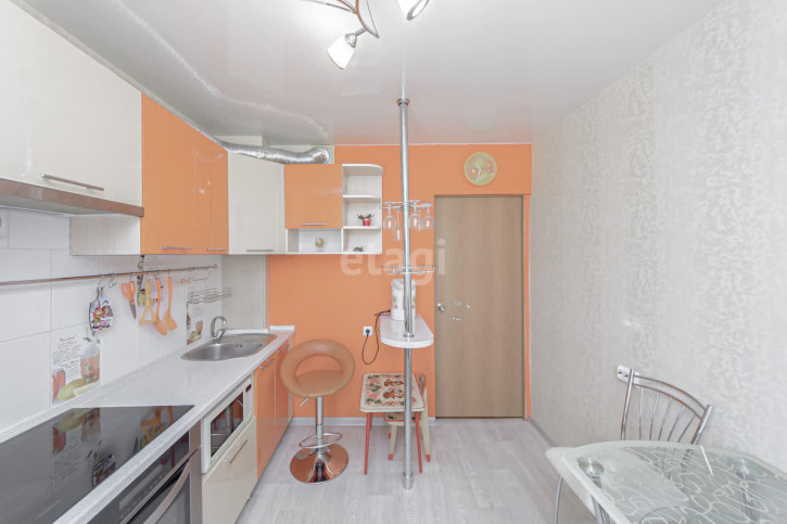1-комн квартира Пермякова, 81