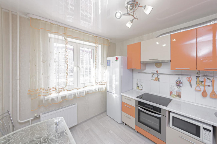 1-комн квартира Пермякова, 81