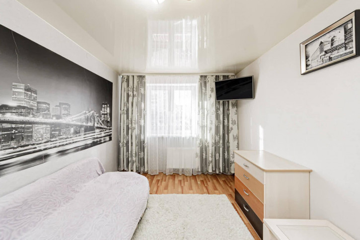 1-комн квартира Пермякова, 81