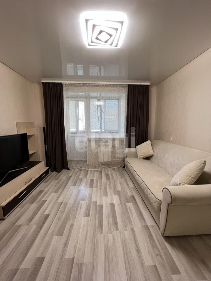 3-комн квартира Мира, 28
