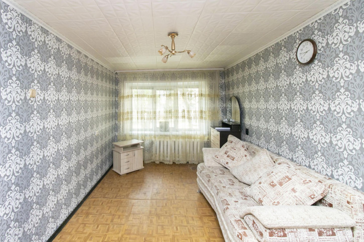 2-комн квартира Геологоразведчиков пр, 38