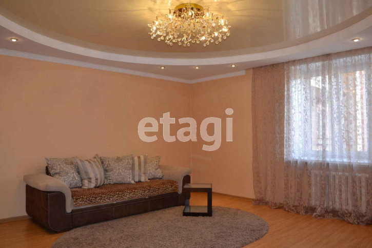 3-комн квартира Циолковского, 7
