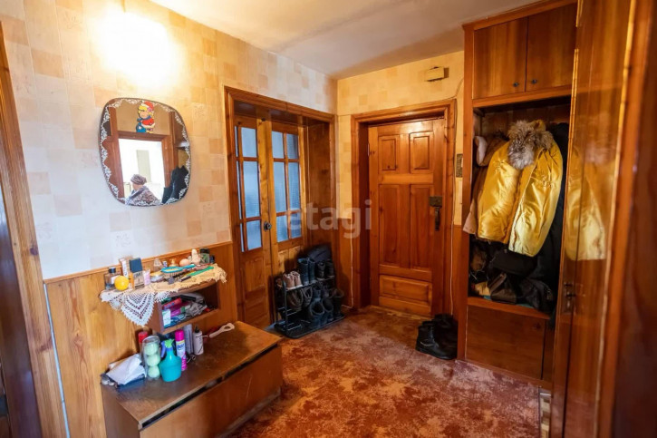 3-комн квартира Малиновского, 2