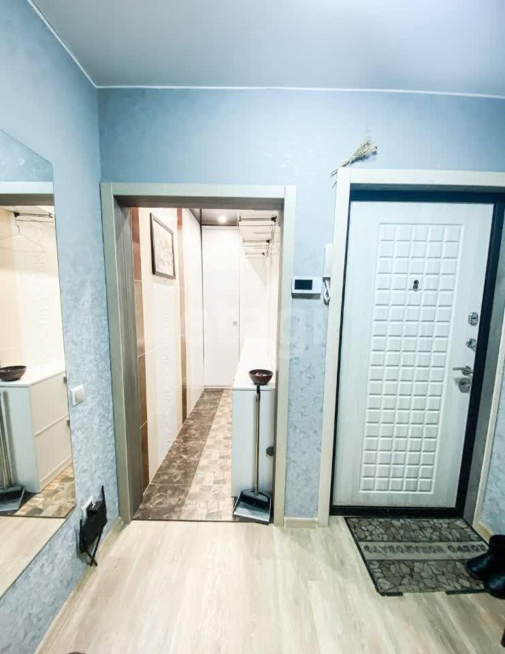 4-комн квартира Щорса, 10