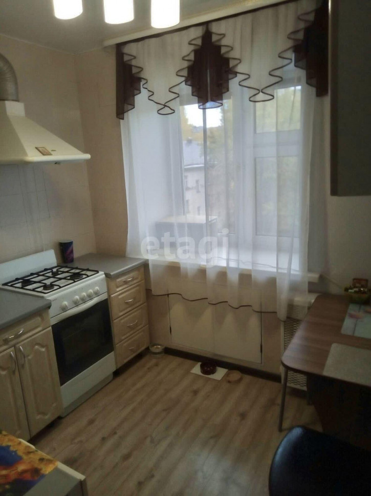 2-комн квартира Индустриальная, 49