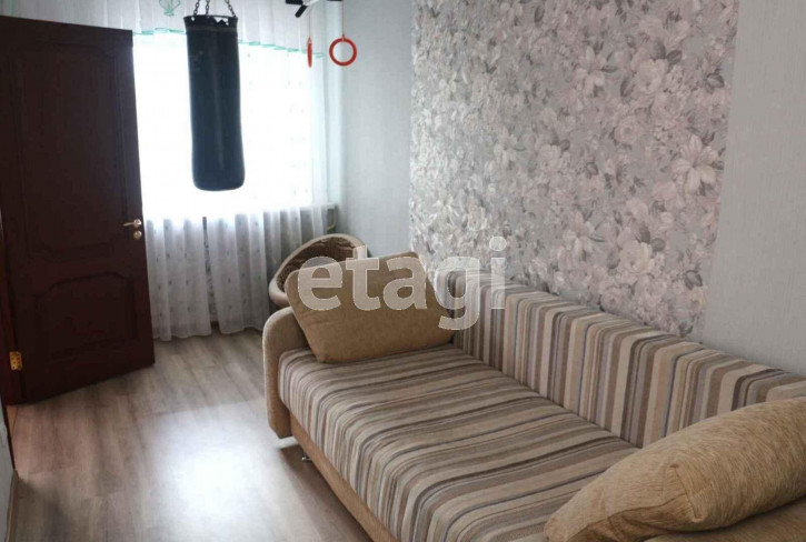 2-комн квартира Мельникайте, 78