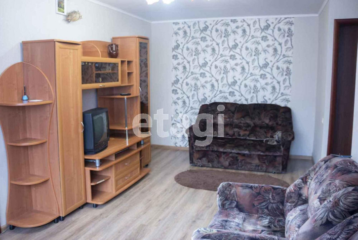 2-комн квартира Мельникайте, 78