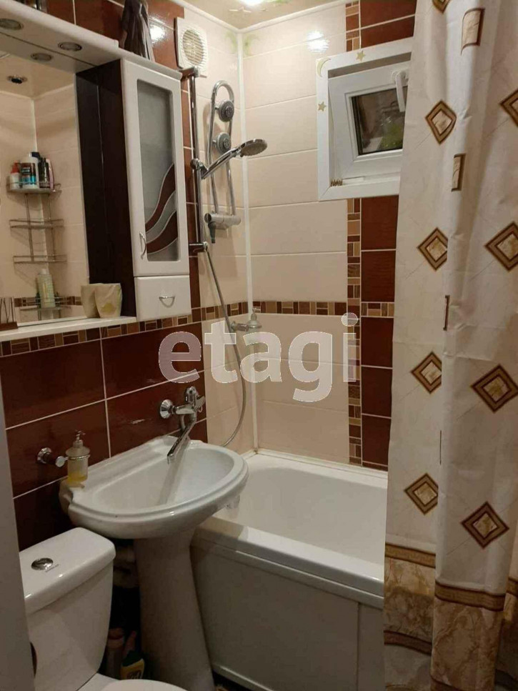 2-комн квартира Мельникайте, 78