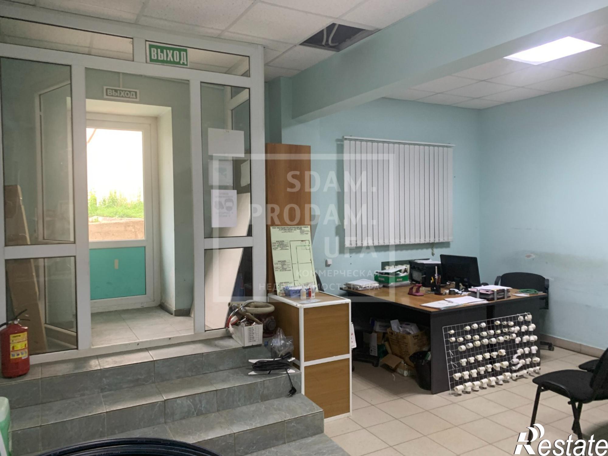 Сдать торговое помещение за 60 000 рублей на Кирова улица, д.107