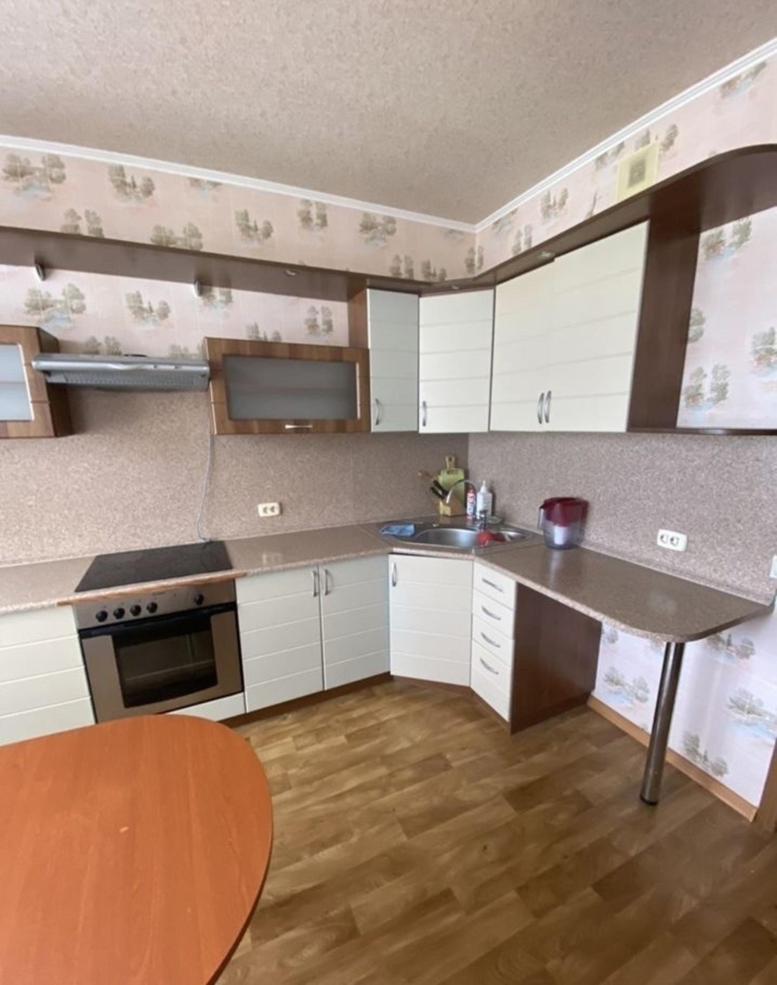 Сдать квартиру за 22 000 рублей на Мориса Тореза улица, 79