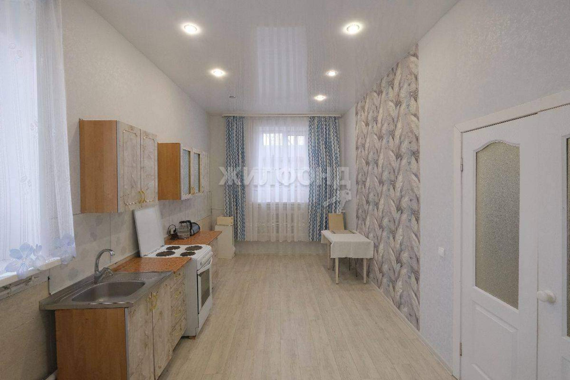 Купить дачу, дом, коттедж за 10 700 000 рублей на Прокопьевская улица