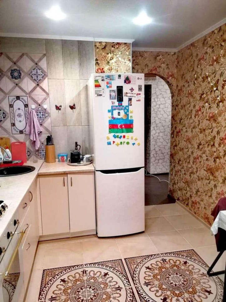 2-комн квартира Виталия Жалнина улица, 10
