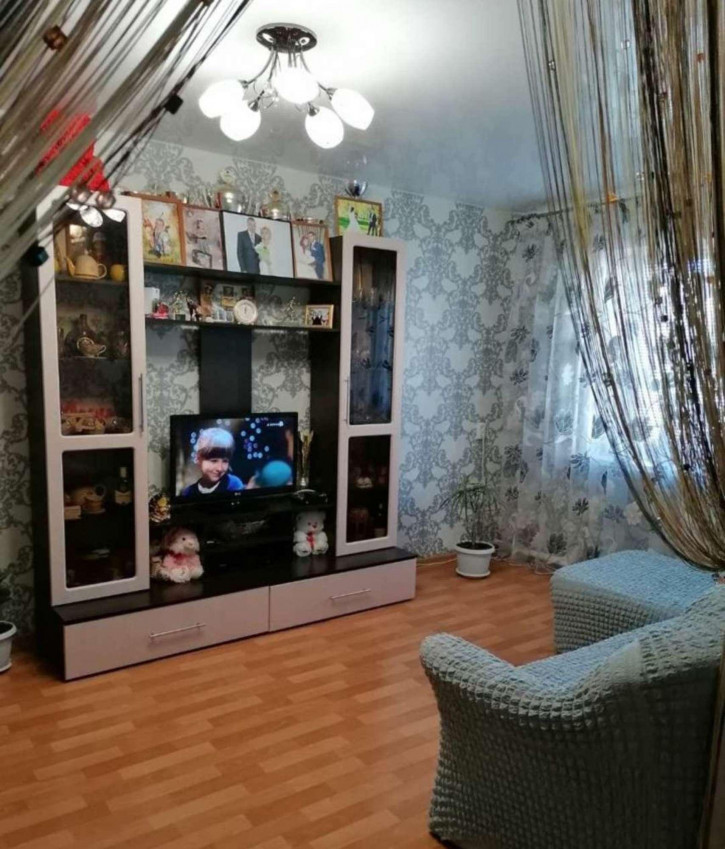 2-комн квартира Нефтяников, 6