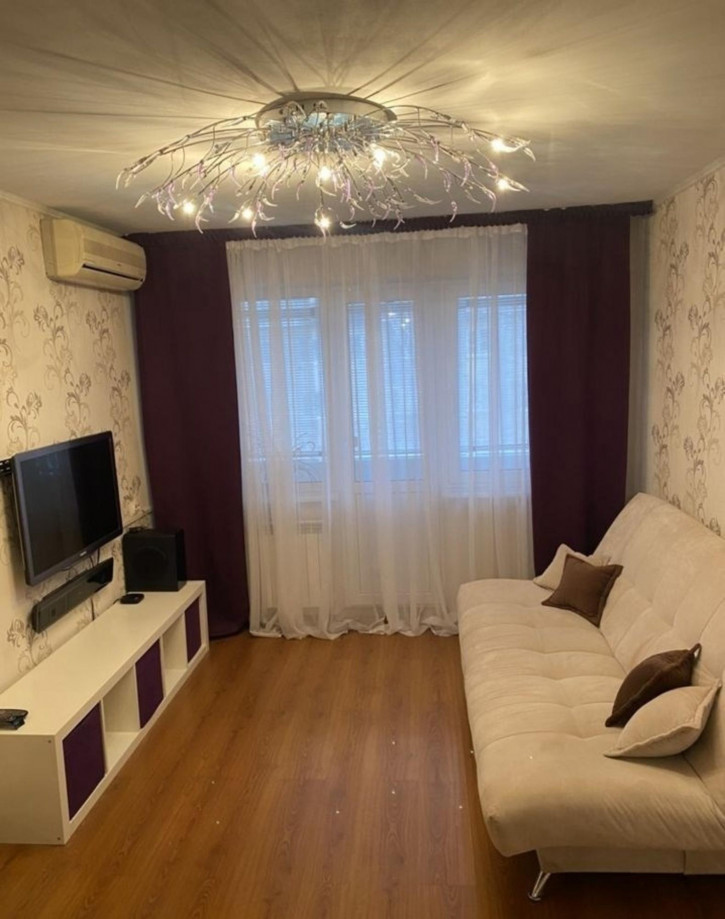 2-комн квартира Аэродромная улица, 39