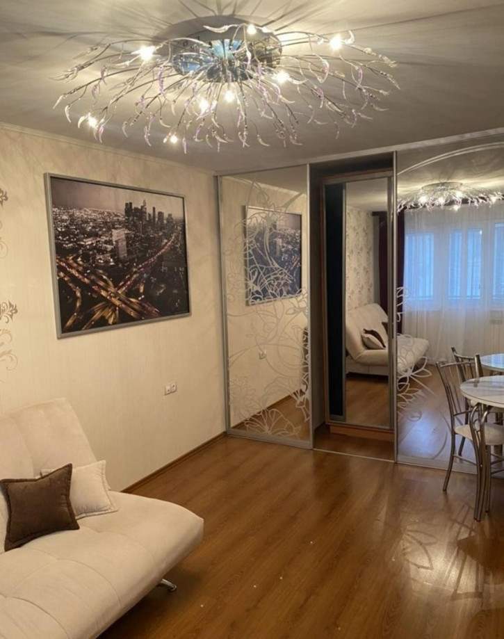 2-комн квартира Аэродромная улица, 39