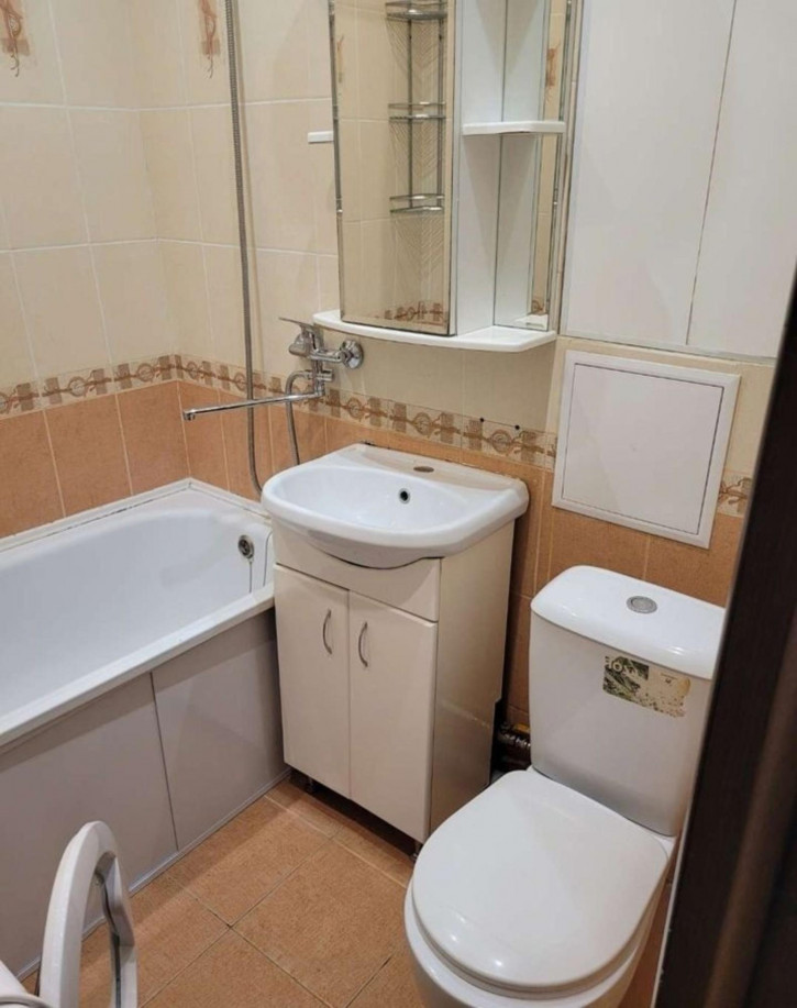 1-комн квартира Гая улица, 32
