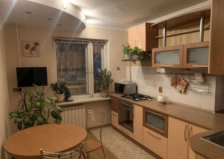 2-комн квартира Клиническая улица, 28