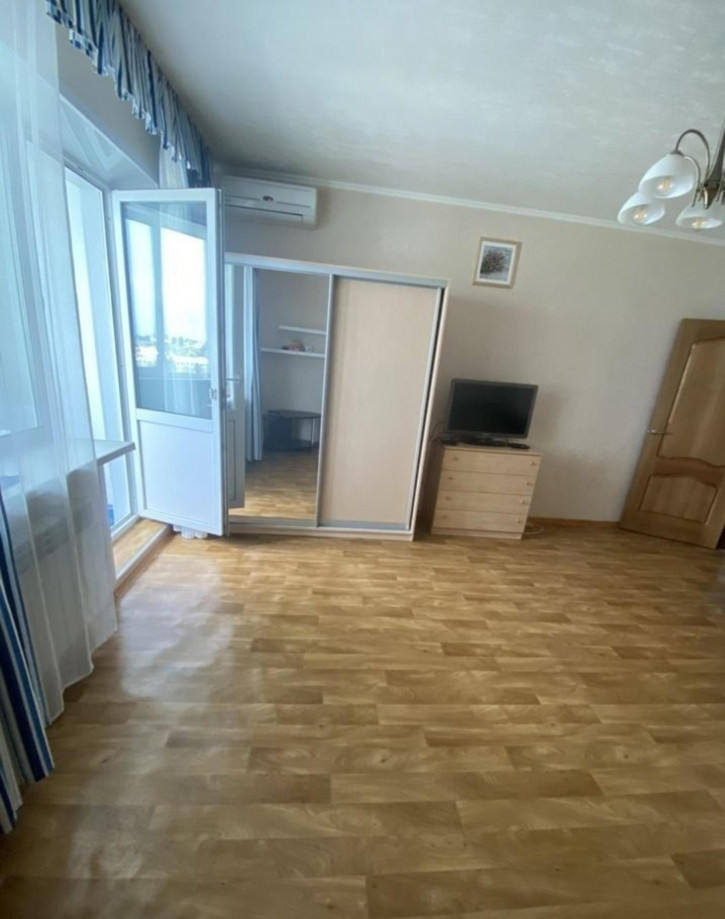 1-комн квартира Мориса Тореза улица, 79